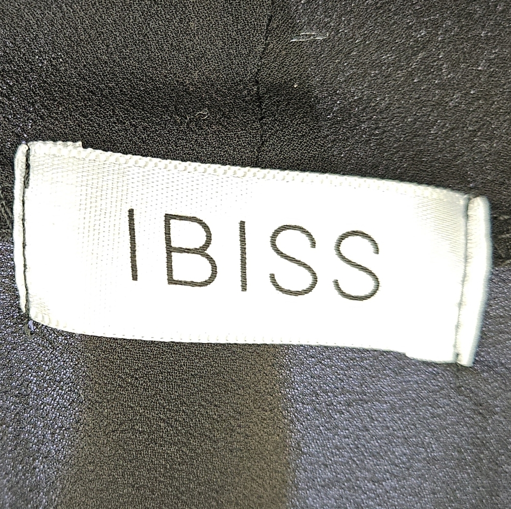 Ibiss Black Wrap V-Neck Long Sleeve Bodysuit - Picture 5 of 7